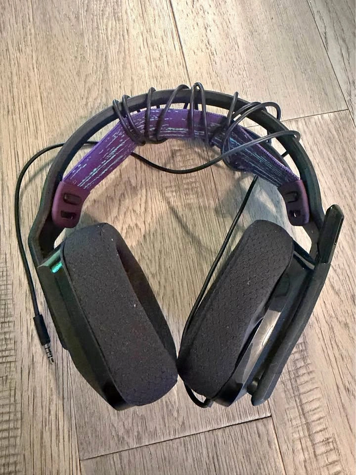 Logitech G335 Gaming Headset – Wired