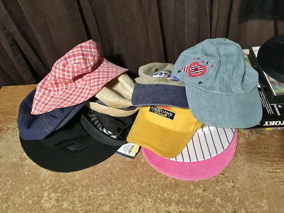Lot of 10 Womens Unisex Caps Hats Fedora Visor Bucket Cap