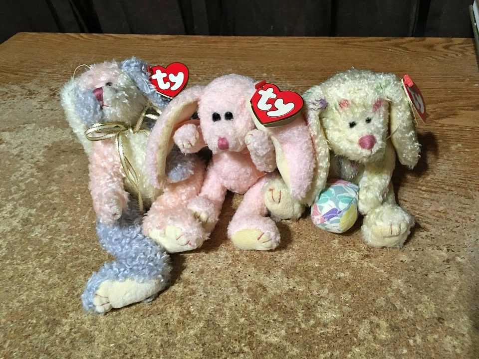 LOT OF 3 TY ATTIC TREASURE BUNNY RABBITS GEORGIA MAY STRAWBUNNY