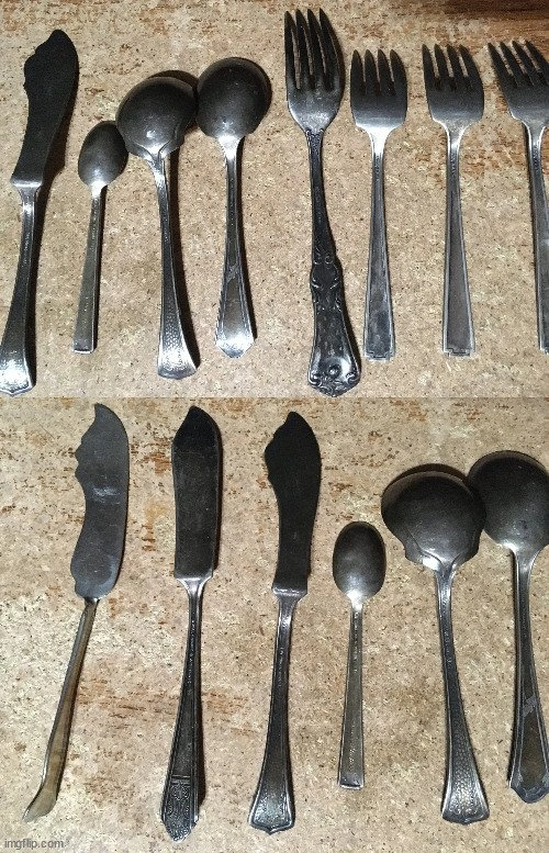 Lot of 23 Silver Plate Flatware Various Brands - photo 5