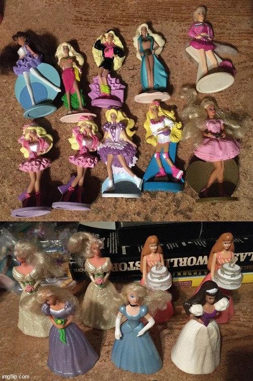 Large Lot of 47 Barbie Figures & Accessories - photo 2