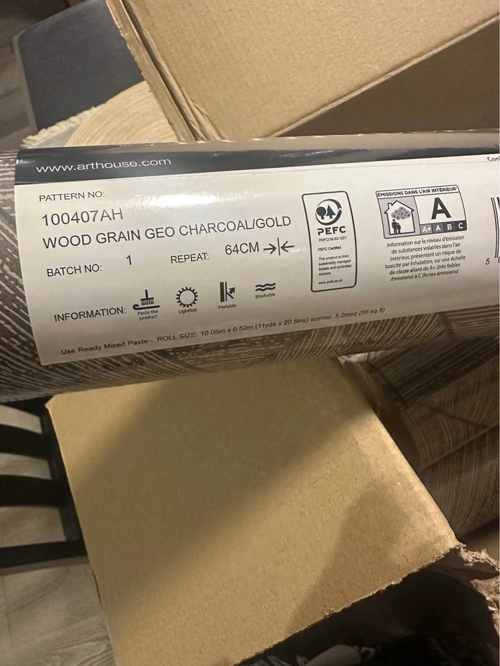 Arthouse Wood Grain Geo Charcoal/Gold Wallpaper - 6 Rolls - photo 3