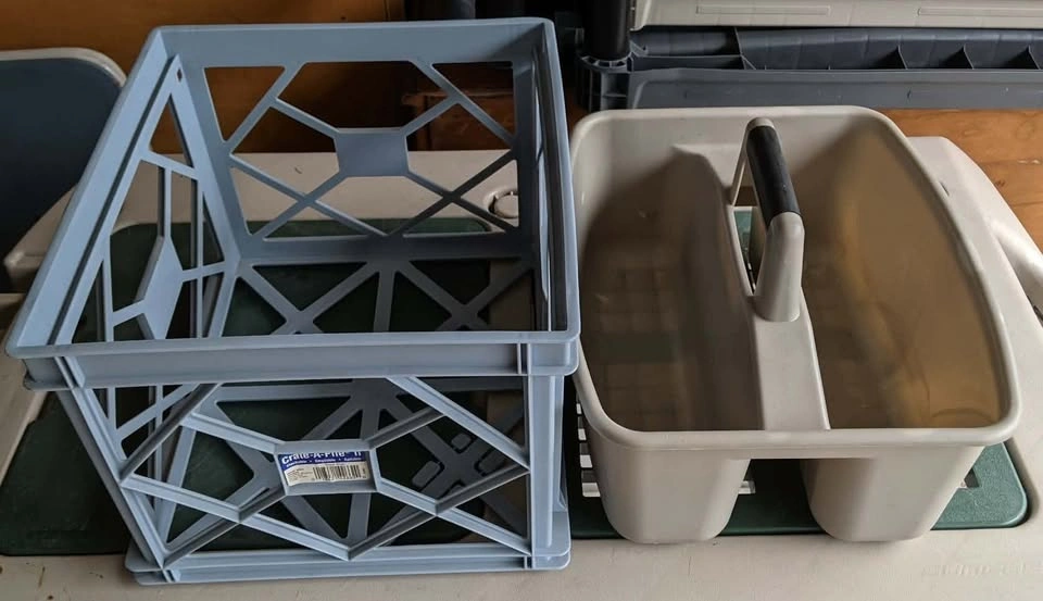 LOT OF 7 MILK FILE CRATES ITEM HOLDER - photo 3
