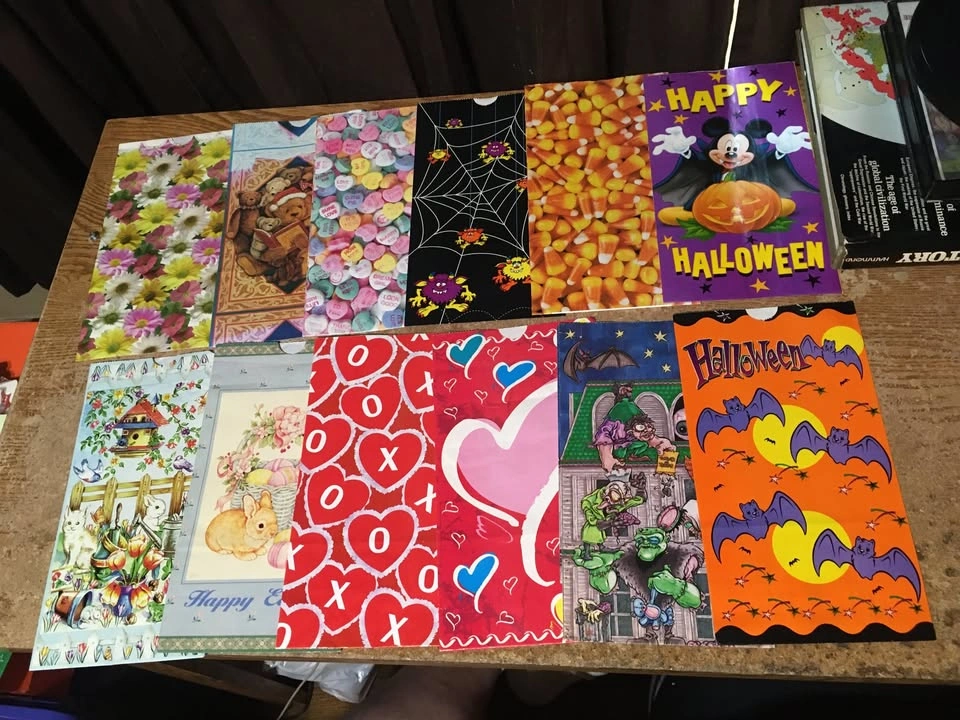 Lot of Greeting Cards, Gift Bags, and Wrapping Paper - photo 2
