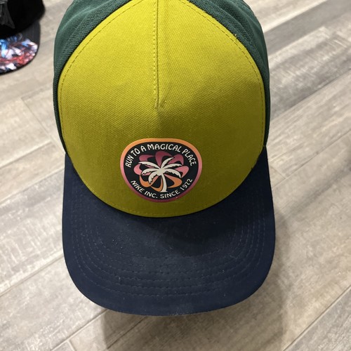 Nike Green Palm Tree Cap Run To A Magical Place
