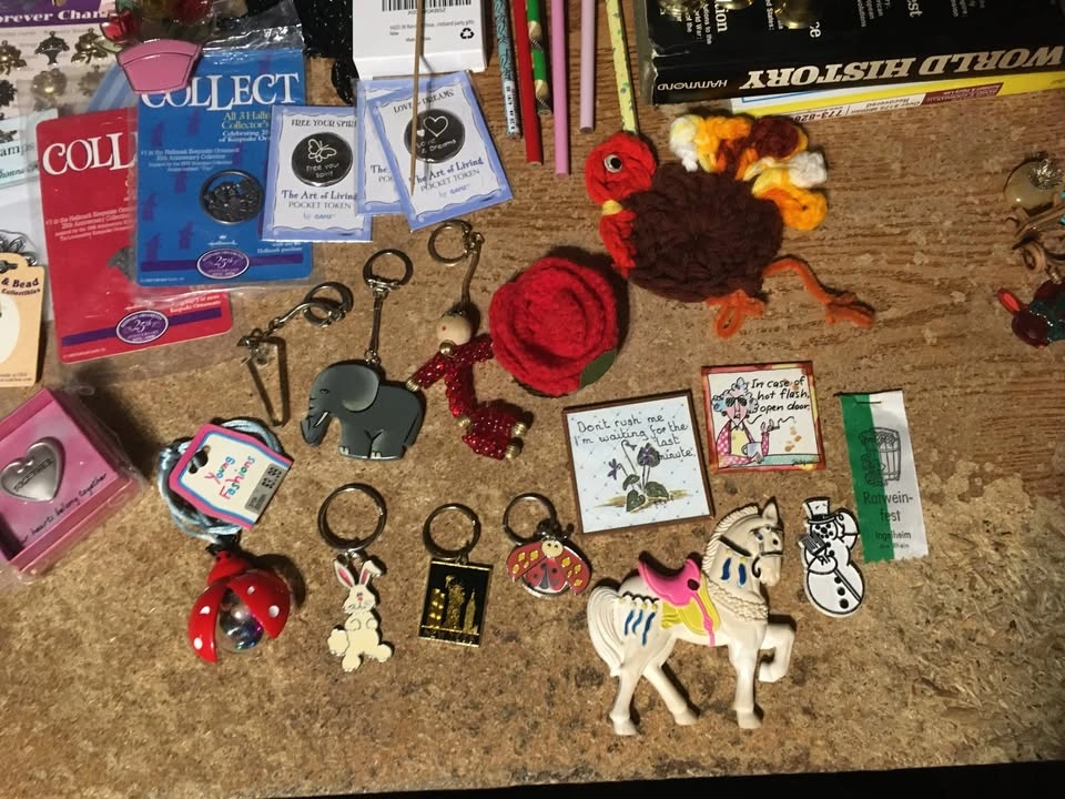 Lot of Pins, Buttons, Keychains, Magnets, Tokens, and Crafts - photo 3