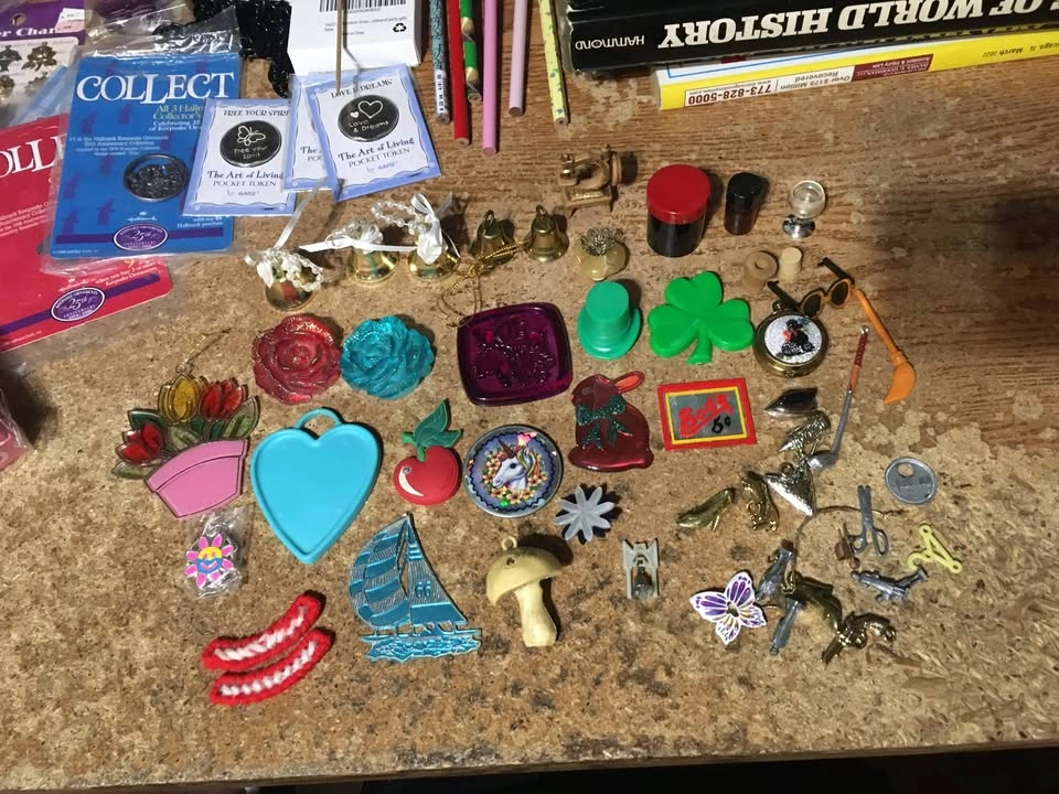 Lot of Pins, Buttons, Keychains, Magnets, Tokens, and Crafts - photo 4