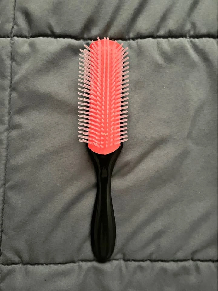 9 Row Brush