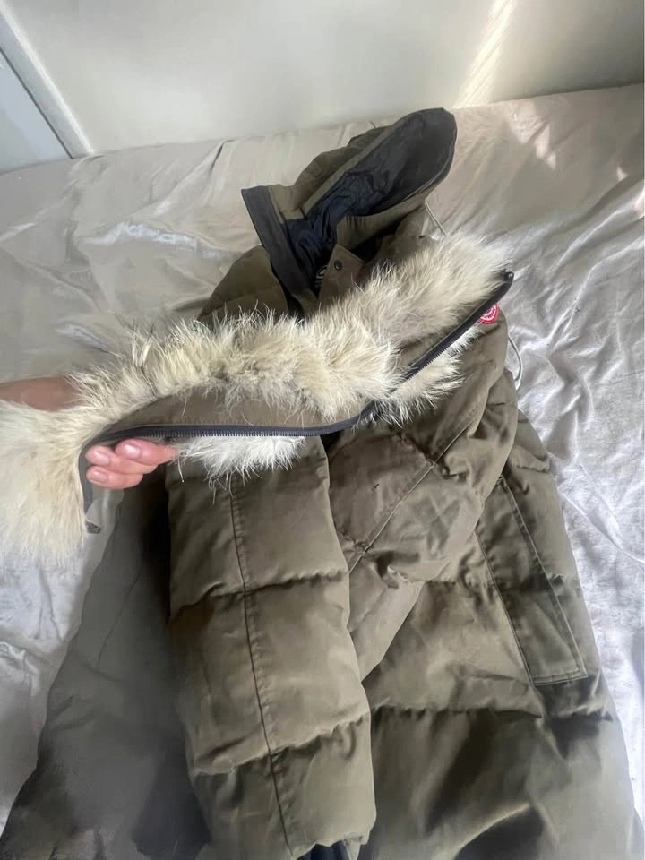 Canada Goose Military Green XL (shrunken) - photo 2