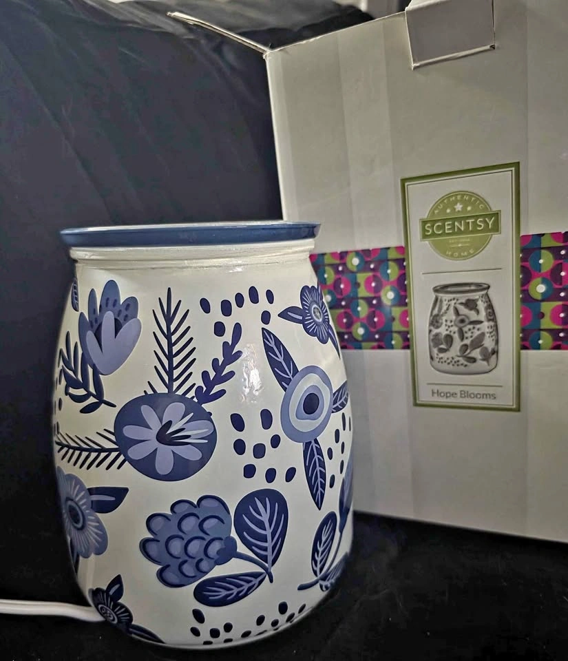 Hope Blooms Scentsy Warmer