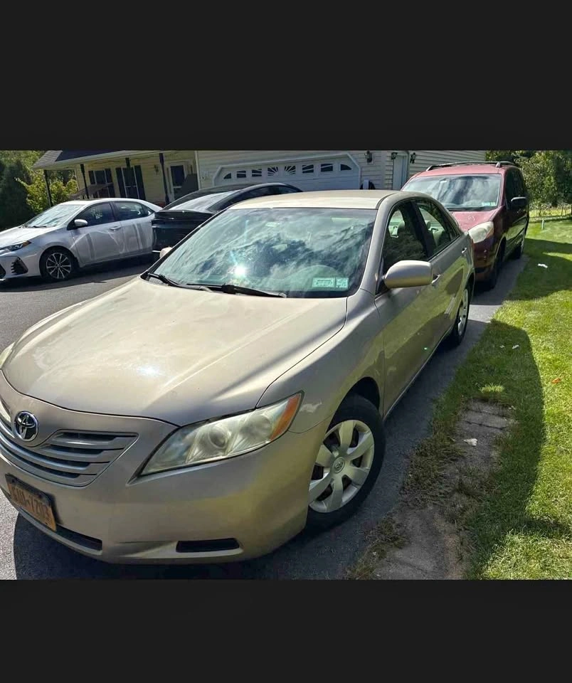 2008 Toyota Camry · LE Sedan 4D