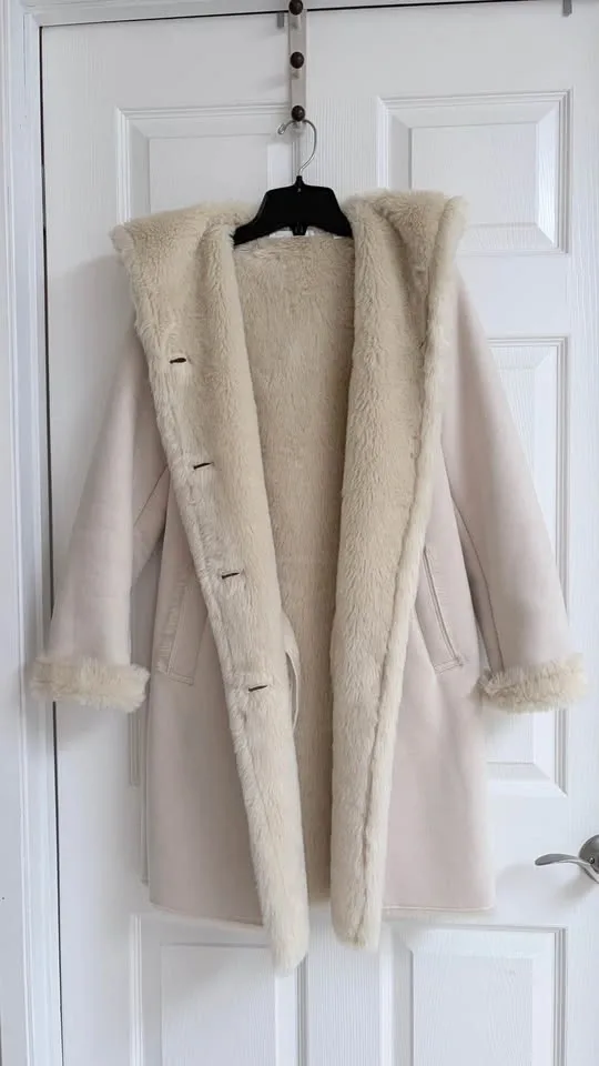 Uniqlo Cream Faux Shearling Hooded Coat - Size S - photo 3