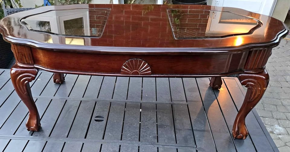 Vintage Queen Anne Glass-Top Coffee Table – Ball & Claw Feet