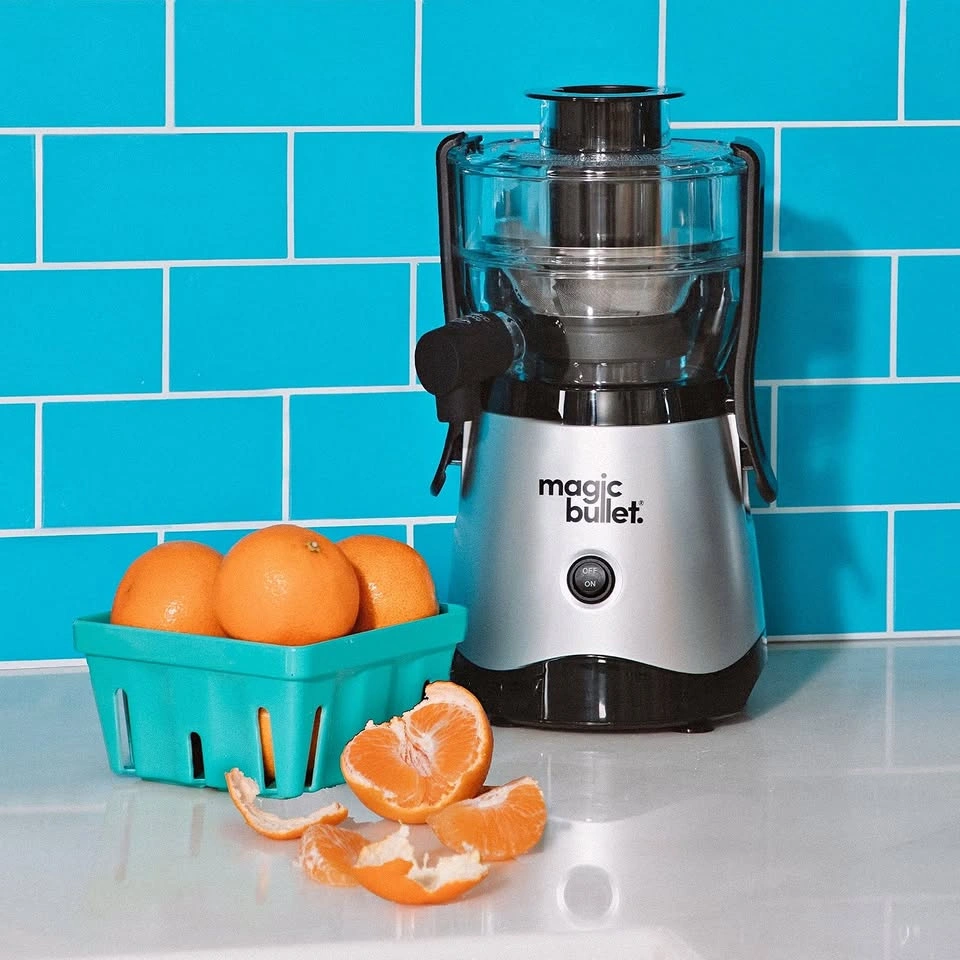 Magic Bullet 400W Mini Juicer with 52 oz Pitcher