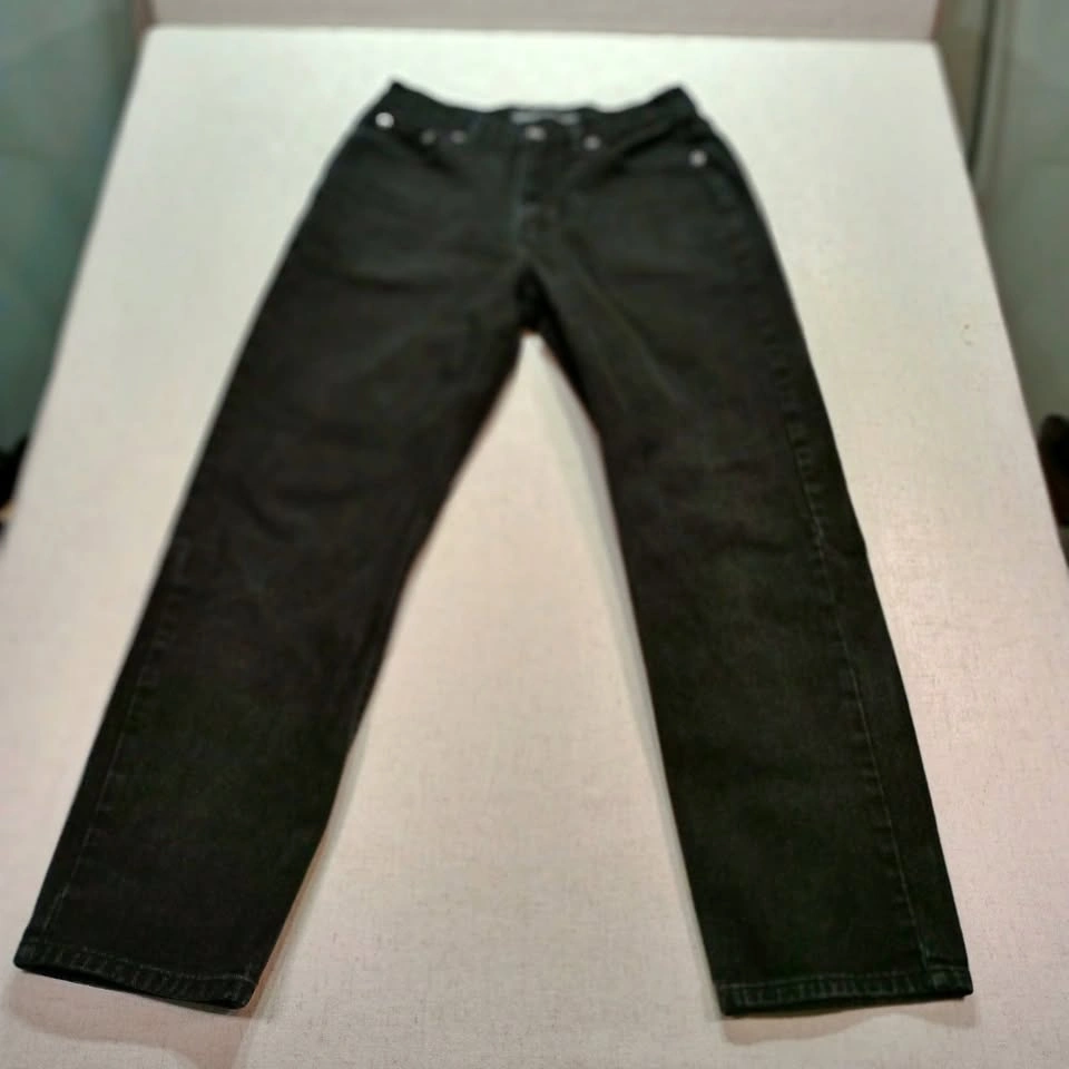 Tommy Hilfiger Black Denim Jeans Size 28 Straight Leg Mid Rise - photo 2