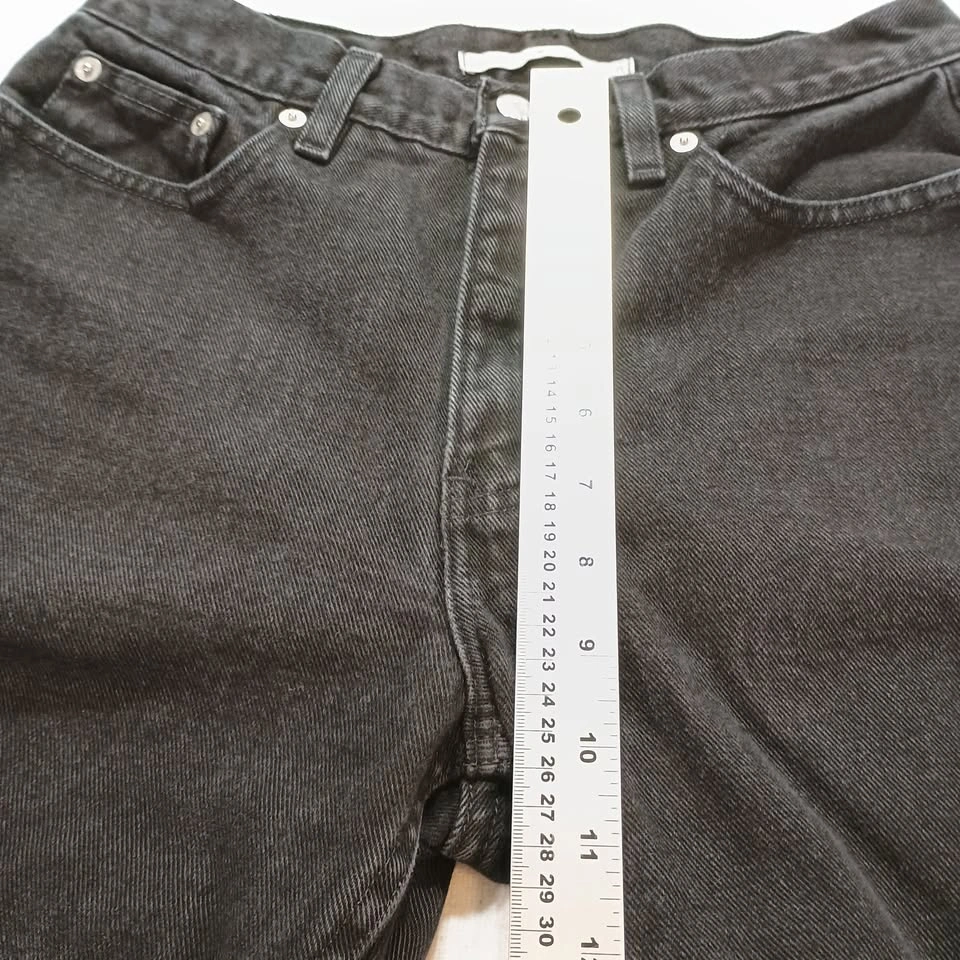 Tommy Hilfiger Black Denim Jeans Size 28 Straight Leg Mid Rise - photo 4