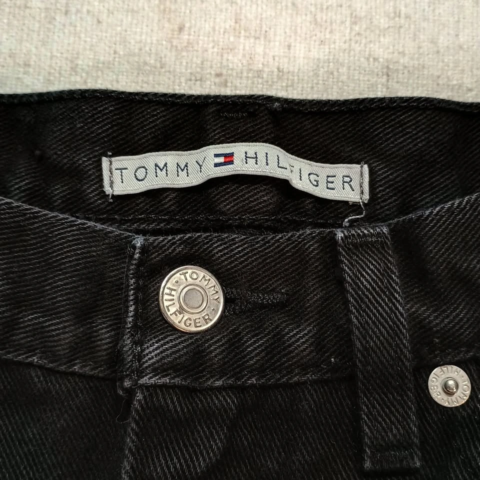 Tommy Hilfiger Black Denim Jeans Size 28 Straight Leg Mid Rise - photo 5