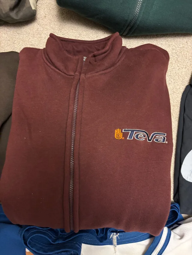 Clothing Bundle image indicator(5)