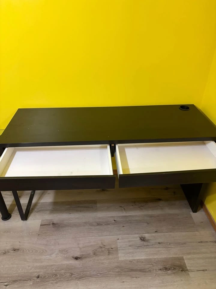 IKEA Office Desk *PRICE IS NEGOTIABLE - photo 3