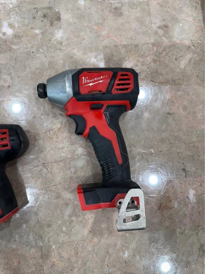 Milwaukee M18 Impact Driver and M12 Compact Drill Driver - photo 3