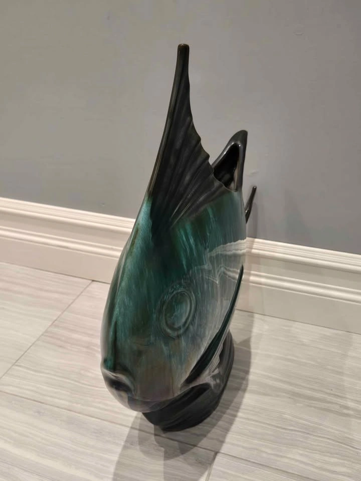 Authentic Blue Mountain Pottery Large Angelfish (#58) - photo 3