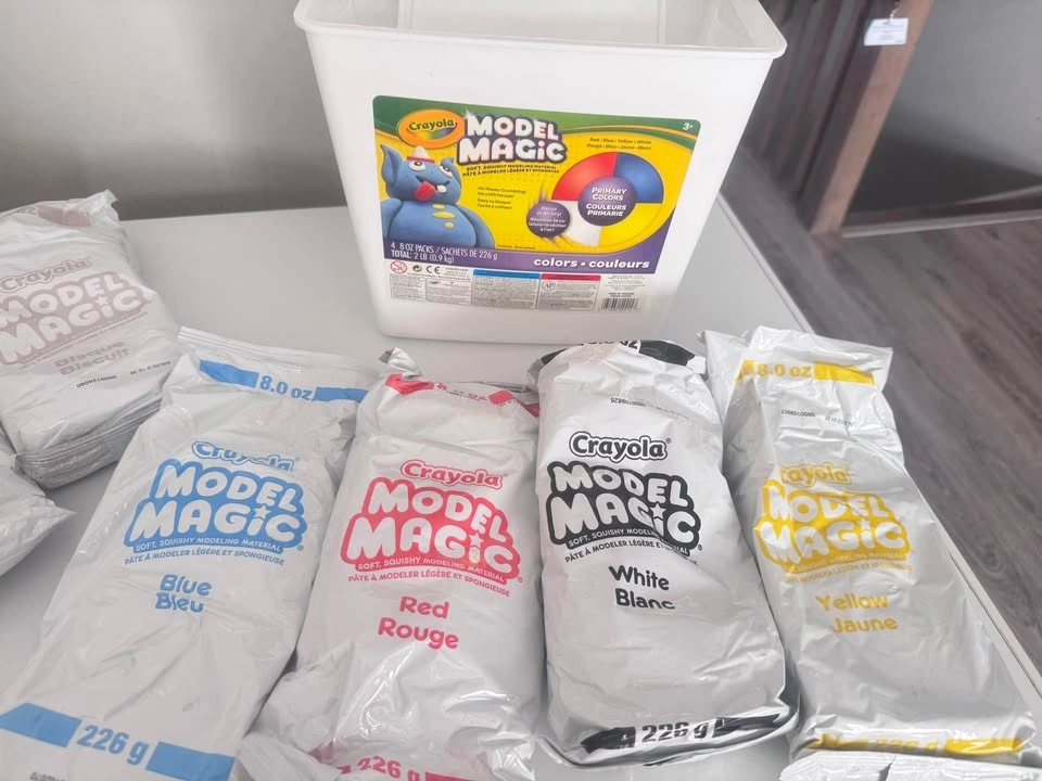 Crayola Model Magic – Large Lot – $30 - photo 2