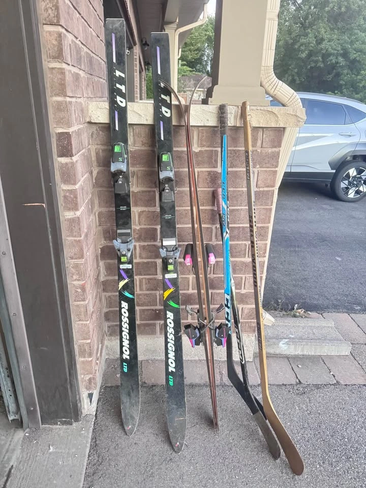 Ski Equipment – Skis, Bindings & Poles - photo 2