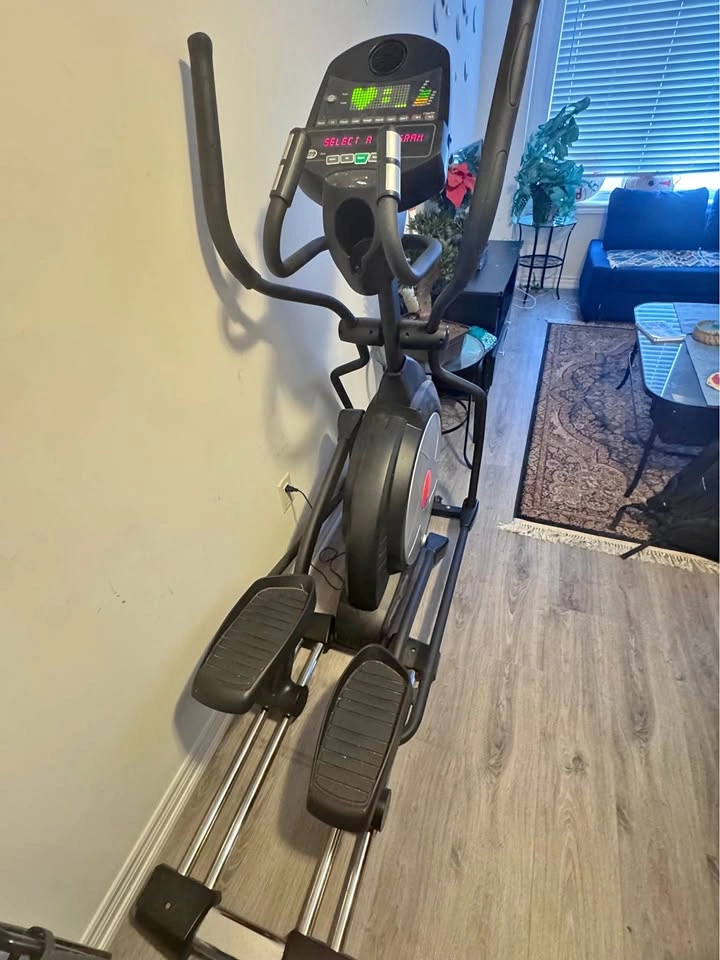 Elliptical Trainer – Great Condition