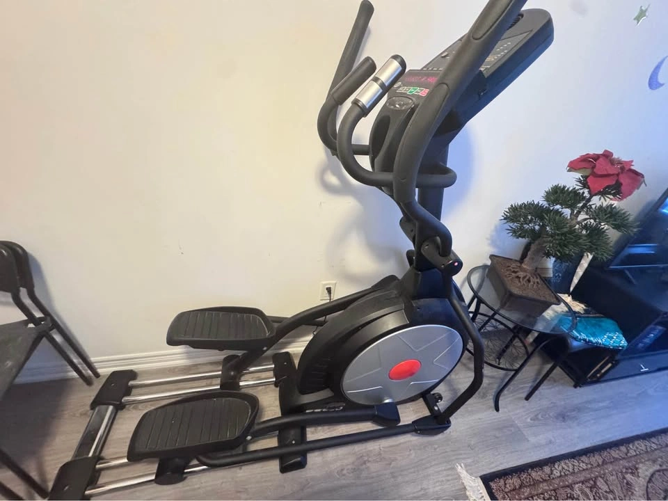 Elliptical Trainer – Great Condition - photo 4