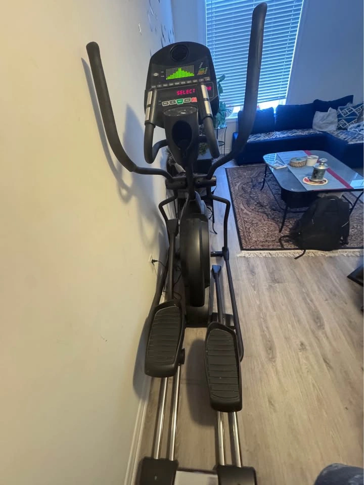Elliptical Trainer – Great Condition - photo 5