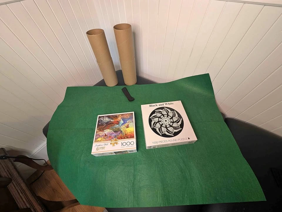 Puzzles & puzzle mat/storage tube