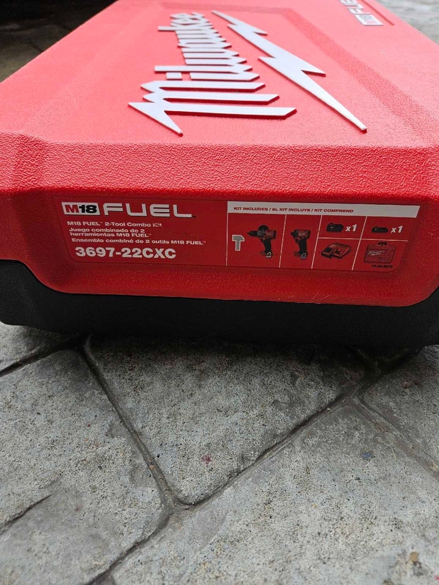 Empty M18 Fuel 2-drill case - photo 3