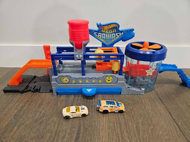 Hot Wheels Mega Car Wash