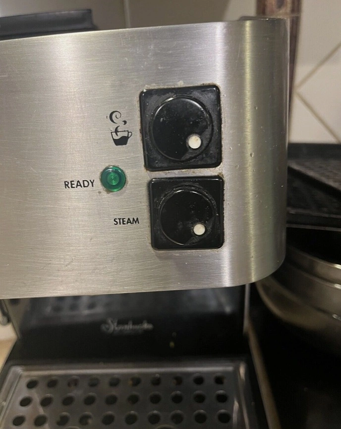 SAECO Starbucks Coffee Machine - photo 3