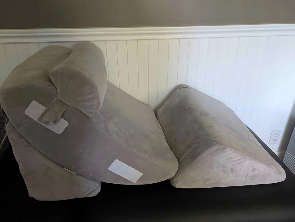 Wedge pillow set - photo 2