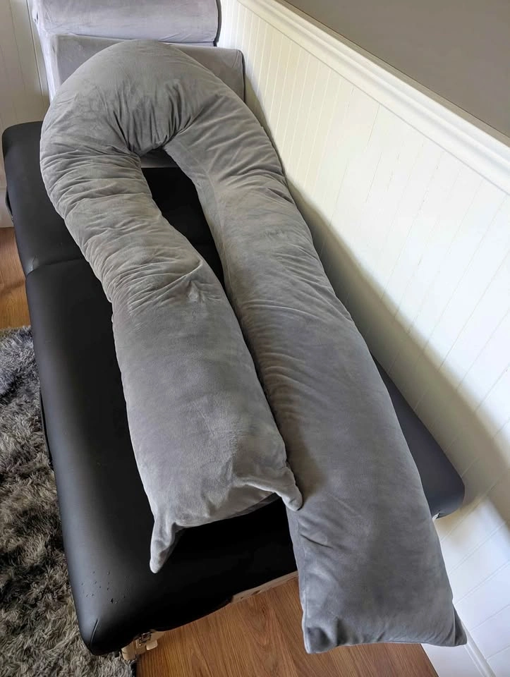Pregnancy pillow