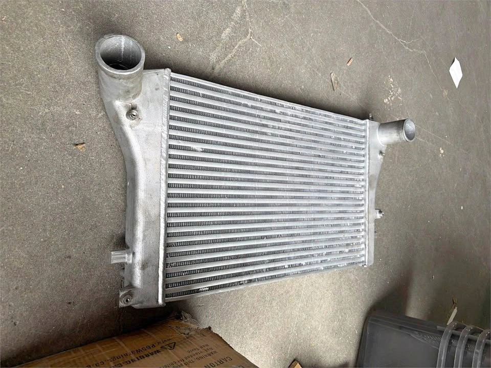 Turbo Intercooler Kit UJ213186 for VW Golf GTI MK5 Audi A3 Jetta