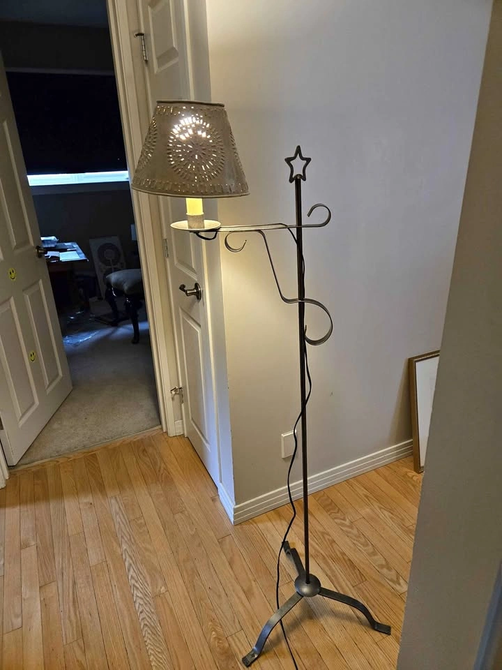 Rustic Wrought Iron Floor Lamp – Adjustable Height