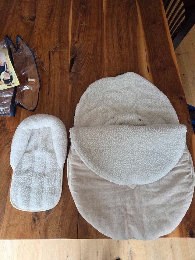 baby car seat cuddle bag - photo 3