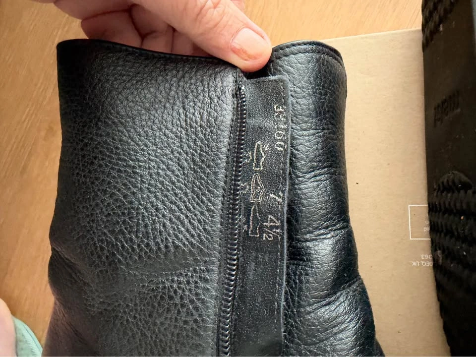 Meisi Black Leather Ankle Boots Size 7 - photo 4