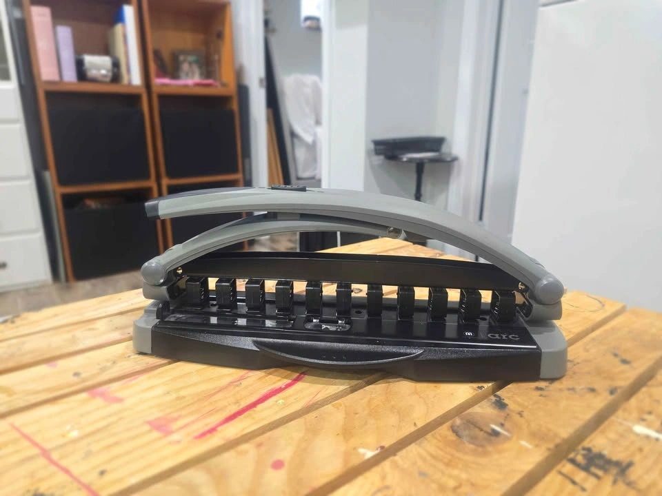 Arc Desktop Punch - 8 page capacity - photo 5