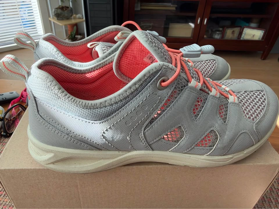 ECCO Mesh Toggle Sneakers - photo 4