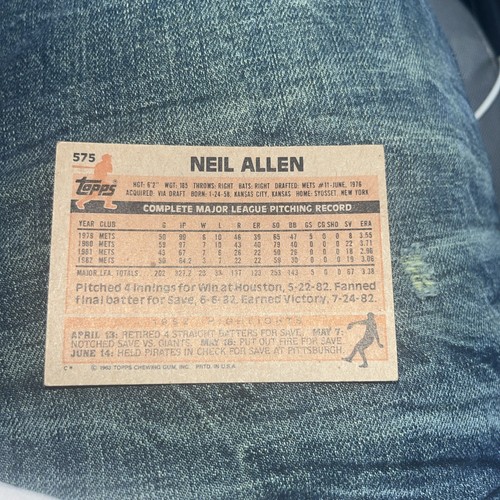 1983 Topps - Neil Allen #575 - photo 2