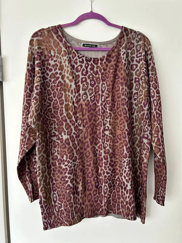 Melanie Lyne Leopard Print Studded Sweater