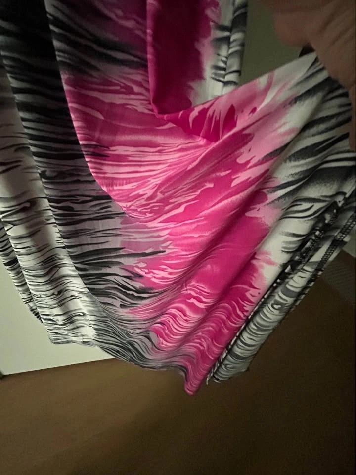 Pink and Black Zebra Print Sleeveless Maxi Dress - photo 3