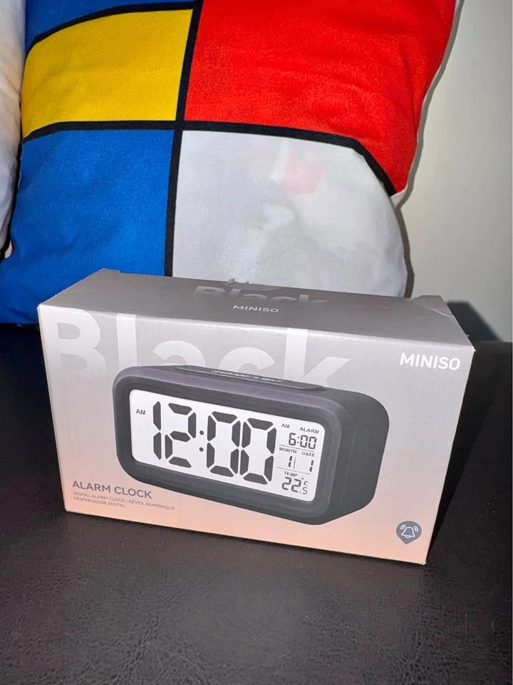 MINISO Black Digital Alarm Clock