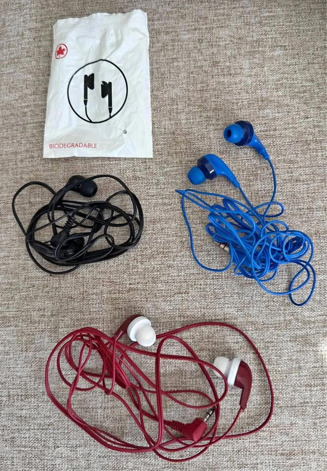 Phone Accessories Lot – OtterBox iPhone 15 Pro Max Case