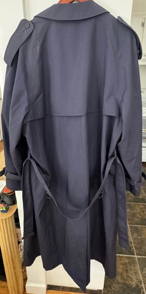 Vintage London Fog Made in Canada Navy Trench Coat – Men’s 46R - photo 3