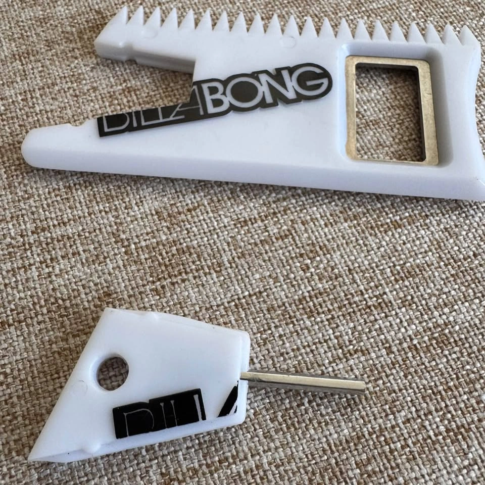 Summer Beach & Surf Accessories Lot – Billabong Multi-Tool - photo 3