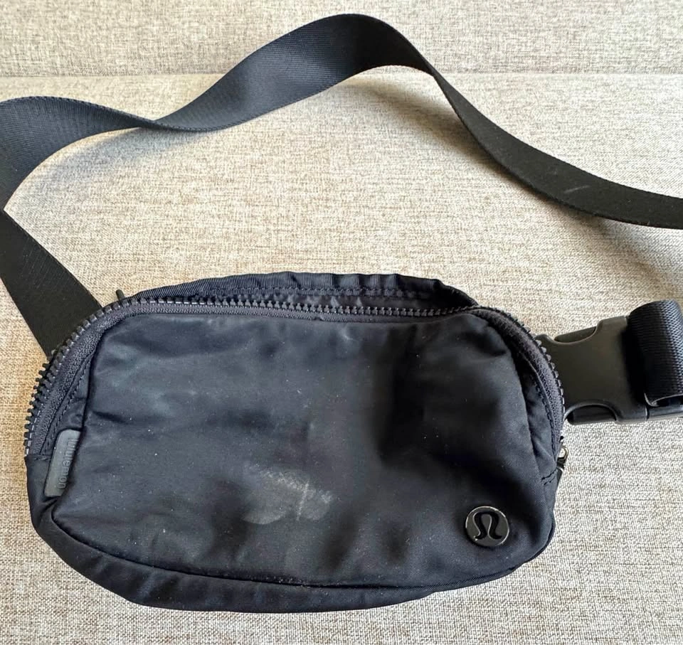 lululemon Waist Bag + SPIbelt Running Belt